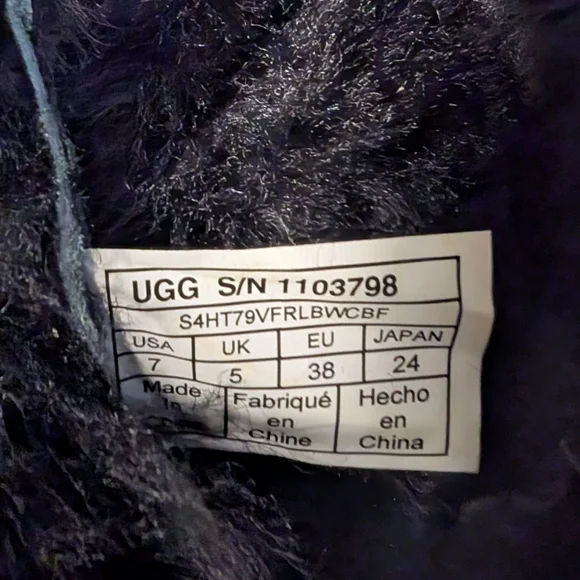 UGG Limited Edition Swarovski Rhinestone Bailey Boot Velvet Bow Tie - Picture 10 of 13